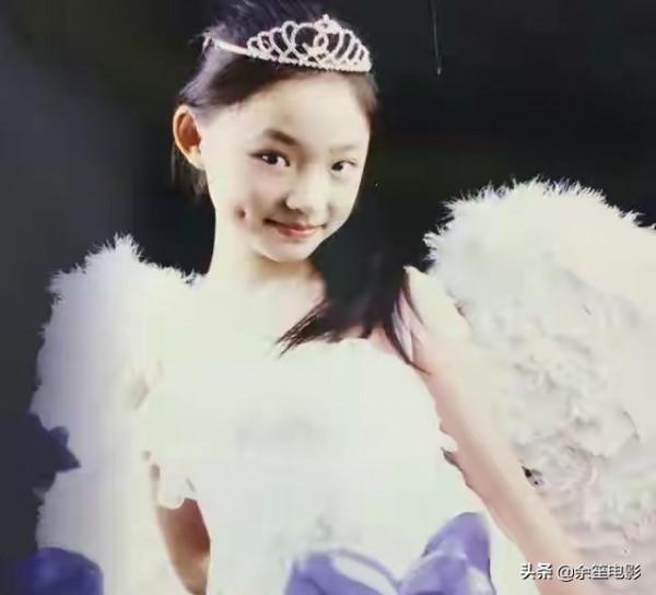 從“鄉土模特”到躋身一線，林允是如何一路逆襲的？