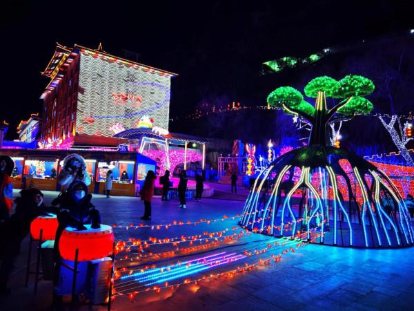 2022年相約龍慶峽，讓冰燈點亮你的這個冬日