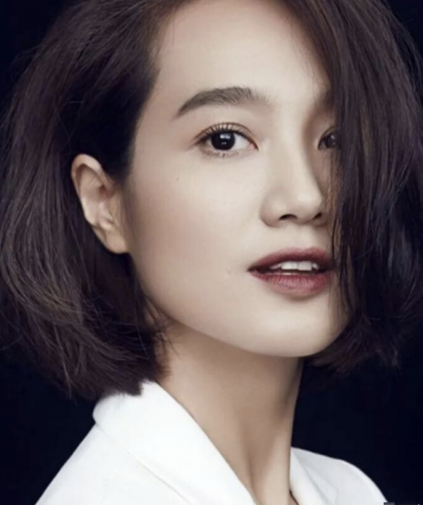 朱丹嫁給週一圍：婚後有愛也有淚，4年生2娃，在卑微中幸福