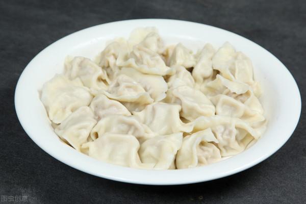 蘿蔔餃子好吃有訣竅,教你餃子店不外傳的做法,鮮美多汁,沒怪味 蘿蔔餃子好吃有訣竅,教你餃子店不外傳的做法,鮮美多汁,沒怪味