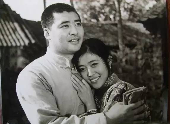 《苦菜花》作者馮德英的長篇小說《山菊花》為何無緣茅盾文學獎? 《苦菜花》作者馮德英的長篇小說《山菊花》為何無緣茅盾文學獎?