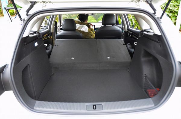 風格大變/續航升級 全新榮威Ei5實拍解析 風格大變/續航升級 全新榮威Ei5實拍解析