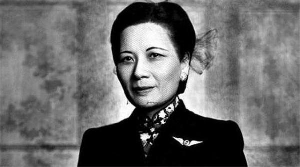 蔣介石模仿宋美齡語氣，給兒子寫信問好，母子倆默契&OpenCurlyDoubleQuote;配合演出&rdquo;