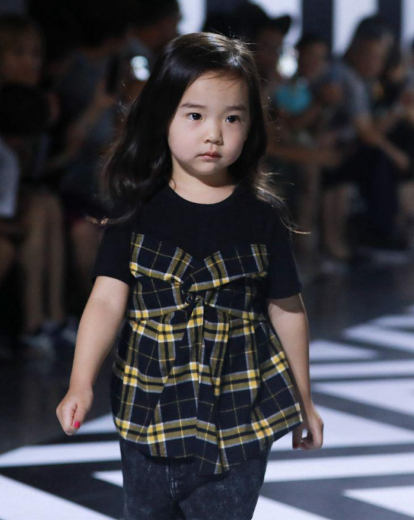 長相浪費基因？這些星二代，明明跟父母共用一張臉