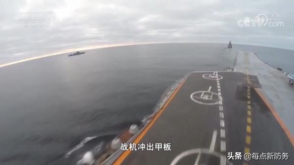 攔阻索斷裂:咱們航母還未碰上,俄美航母已多次導致機毀人亡 攔阻索斷裂:咱們航母還未碰上,俄美航母已多次導致機毀人亡