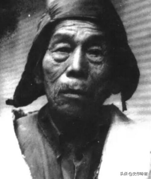 盤點新中國成立後7位“皇帝”,搞笑“正皇帝”張清安給老蔣下旨 盤點新中國成立後7位“皇帝”,搞笑“正皇帝”張清安給老蔣下旨