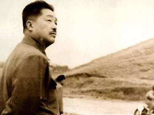 吉田大隊從沒打過敗仗，被我軍全殲後吉田自盡，賀龍唯一一次負傷