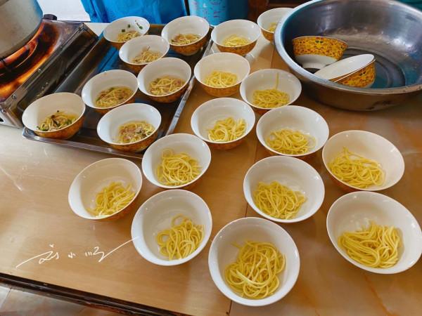 西藏昌都“特色美食”,最高紀錄有人吃了147碗,已多年未被打破 西藏昌都“特色美食”,最高紀錄有人吃了147碗,已多年未被打破