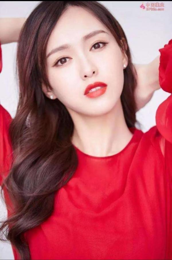 唐嫣：最美寫真集