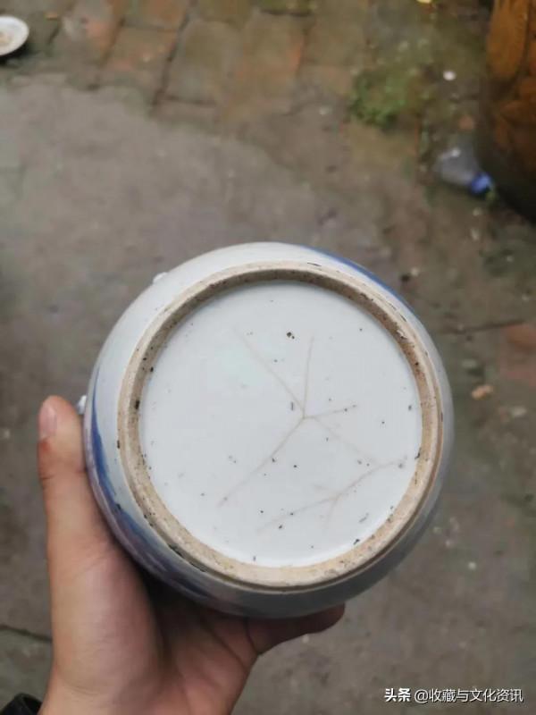 清代青花嬰戲四系缸鑑賞