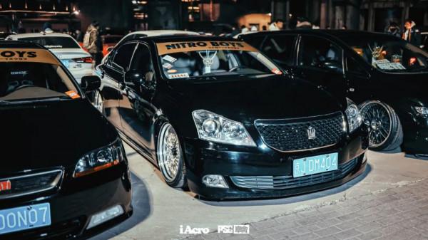 屬於iAcro的平安夜是什麼畫風？