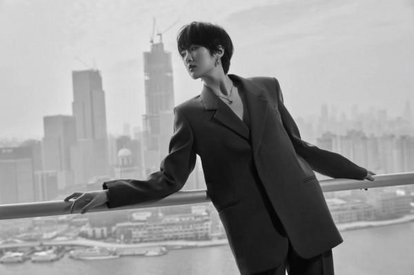 姚安娜風格大變差點認不出!氣場“蓋過”姐姐!全黑穿搭星味十足 姚安娜風格大變差點認不出!氣場“蓋過”姐姐!全黑穿搭星味十足