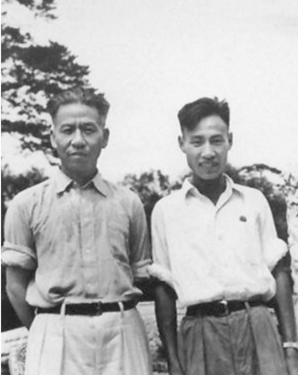 83年王光美重返毛主席故居，臨走留下一句話：您永遠的學生王光美