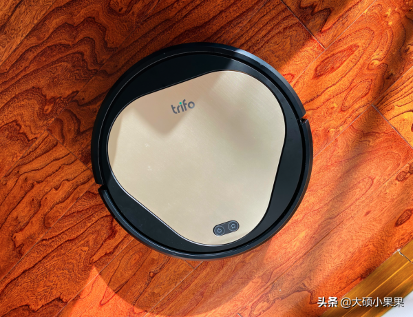 主業掃拖,副業逗喵,這款掃地機擁有一顆有趣的靈魂 主業掃拖,副業逗喵,這款掃地機擁有一顆有趣的靈魂