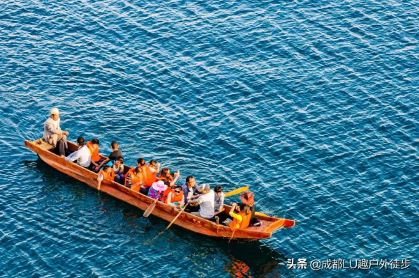 瀘沽湖畔格桑花開，探尋最後的女兒國