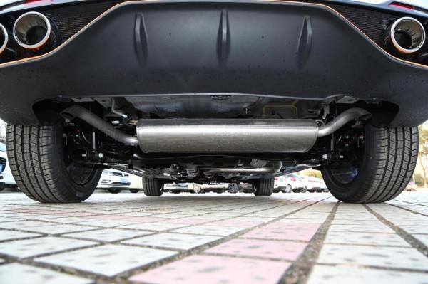 自駕遊開長安歐尚X5就行，動力充沛、油耗經濟、空間寬裕