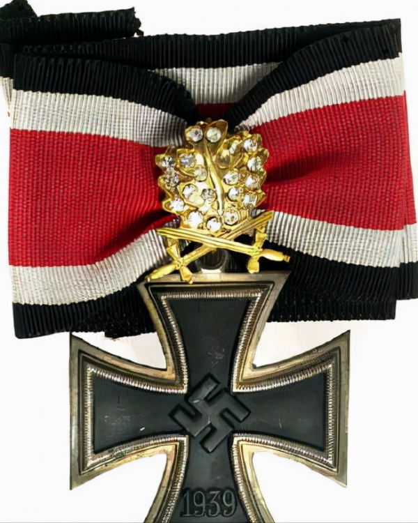 二戰時期,德國發放的鐵十字勳章,含金量有多高? 二戰時期,德國發放的鐵十字勳章,含金量有多高?