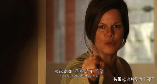 “絕望”到令人窒息的《迷霧》,還藏著“七宗罪”,你找到了嗎? “絕望”到令人窒息的《迷霧》,還藏著“七宗罪”,你找到了嗎?