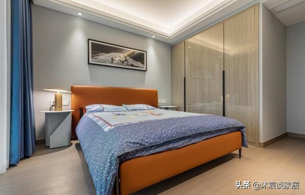 若再裝修,我就選現代輕奢風,灰色瓷磚通鋪在室內,真是高階大氣 若再裝修,我就選現代輕奢風,灰色瓷磚通鋪在室內,真是高階大氣