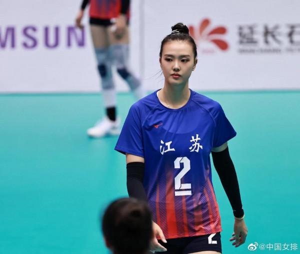 豪取4連勝!單局25:6!江蘇有點狠,張常寧一波發球得10分 豪取4連勝!單局25:6!江蘇有點狠,張常寧一波發球得10分