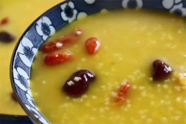 小米南瓜粥怎樣熬才好喝？粥鋪老闆教我小技巧，營養好喝又簡單