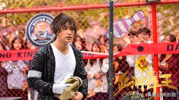 《亞洲舞王》上映,尼古拉斯趙四為愛出征,經典舞步靈魂再現 《亞洲舞王》上映,尼古拉斯趙四為愛出征,經典舞步靈魂再現