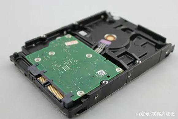 很多使用者想要將監控硬碟當作電腦硬碟使用，但又不知道是否可以