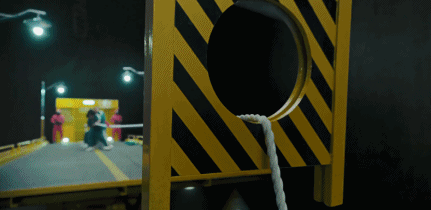 爆款陣容，一晚斬獲8億熱搜，這裡的“公平遊戲”，輸了只能喪命