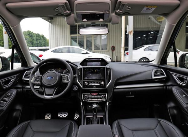 20多萬的進口SUV，四驅強悍油耗低，缺點明顯，森林人值得買嗎？