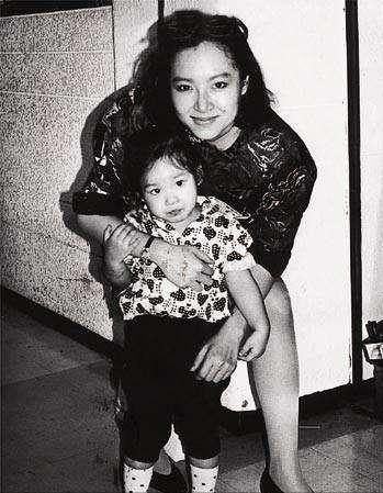 &OpenCurlyDoubleQuote;河南女婿&rdquo;萬梓良：不虧欠前妻恬妞，愛小16歲嬌妻也愛洛陽