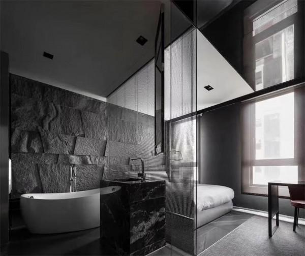 但凡裝修選對牆面材料，很易打造室內高階感，尤其這3種值得參考