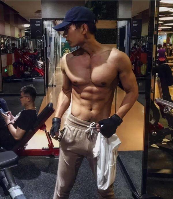 成毅從青澀陽光的男生到肌肉男的蛻變 成毅從青澀陽光的男生到肌肉男的蛻變