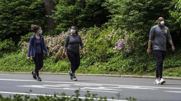 體育鍛煉光走路不行，專家說中強度運動不能少