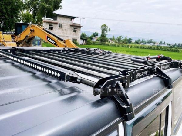 沒有升高的Jeep怎麼改 看重慶車友的牧馬人撒哈拉改裝案例