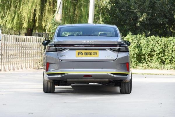 奕炫MAX：緊湊型車，指導價11.99萬，外觀討喜