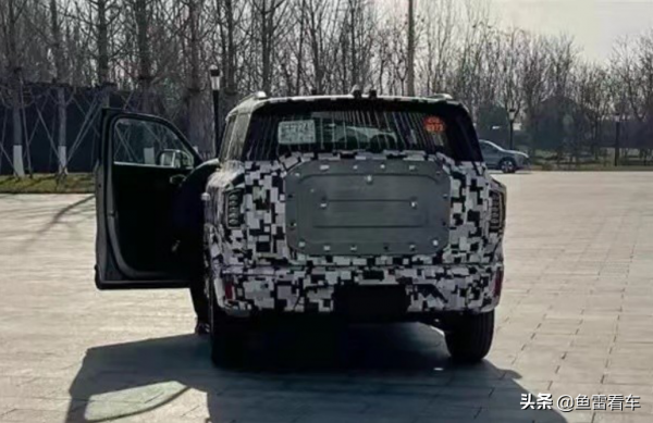 狗品陣容第二款車，首曝長城X-DOG量產版近身詳拍，內飾風格大變