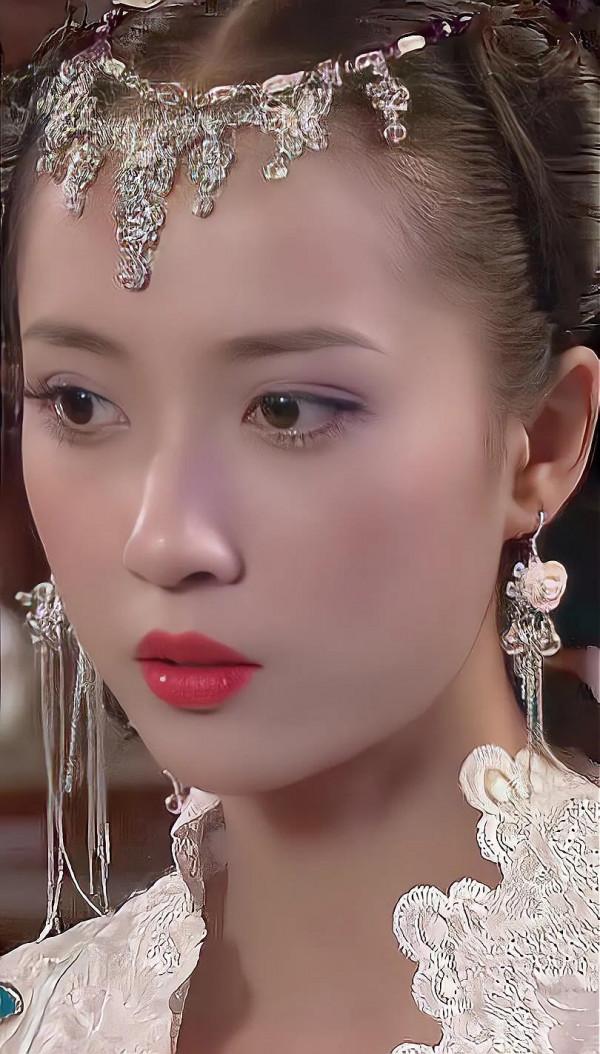 電視劇&quot;大明嬪妃 &quot;關慧卿 飾演李梅兒 喜歡的點點關注，支援下，謝謝