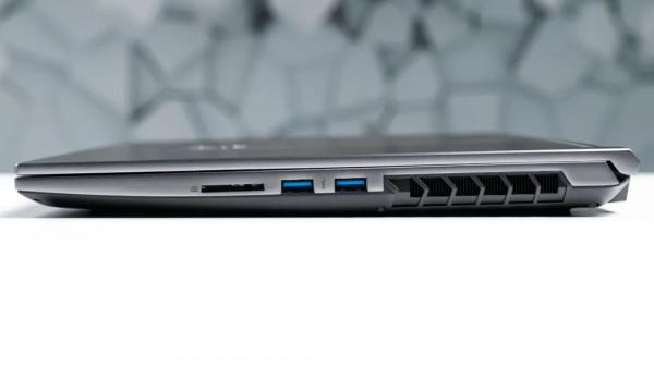 聊一款需要外接鍵盤玩遊戲的筆記本