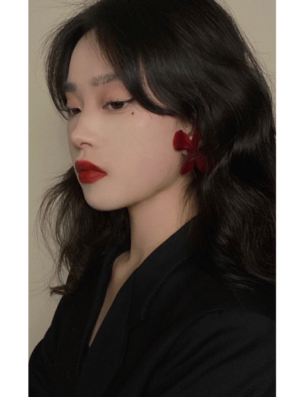 建議“黃皮”女生,秋冬買口紅都別少了這幾支,顯白高階有女人味 建議“黃皮”女生,秋冬買口紅都別少了這幾支,顯白高階有女人味