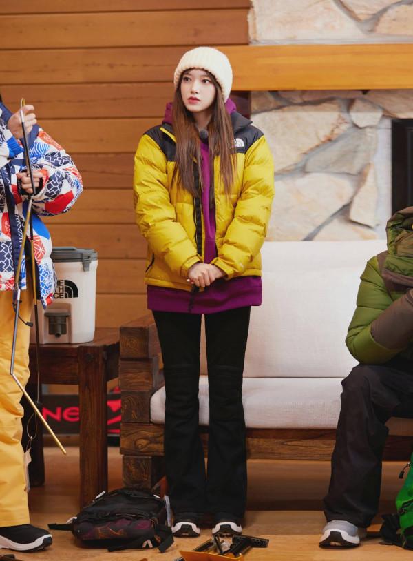 程瀟亮相《雪地裡撒野的朋友們》裝備齊全超可愛