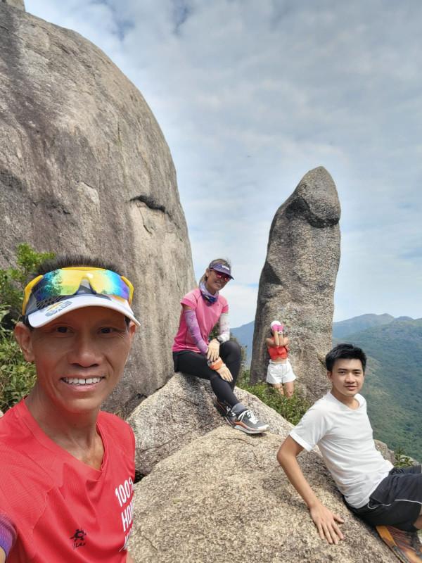 探險香港陽元石，路途崎嶇比較危險，需要資深的行山人士帶路