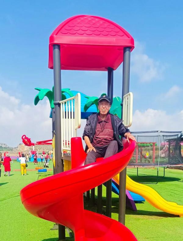 81歲的戶外領隊