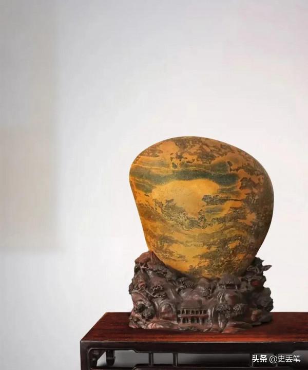 2013年他在四川撿到一塊石頭，1年後價格漲到35萬元