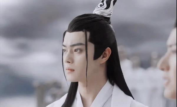 同樣是“鬚鬚頭”，有人成了經典，有人卻被吐槽沒眼看