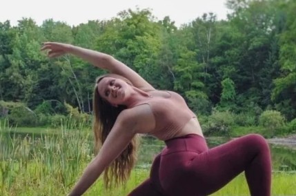 46歲蔣勤勤，新劇“當家主母”演20歲姑娘，顏值抗打，毫無違和感