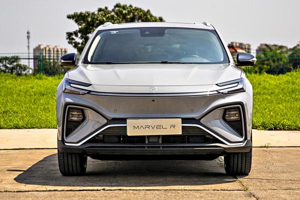 智駕開箱丨底盤和操控是給我最大的驚喜,場地試駕上汽R汽車MARVEL R 智駕開箱丨底盤和操控是給我最大的驚喜,場地試駕上汽R汽車MARVEL R
