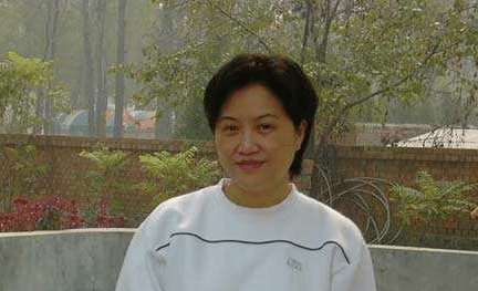 李洪濤:娶老師女兒為妻,結婚30年無緋聞,事業家庭兩不誤 李洪濤:娶老師女兒為妻,結婚30年無緋聞,事業家庭兩不誤