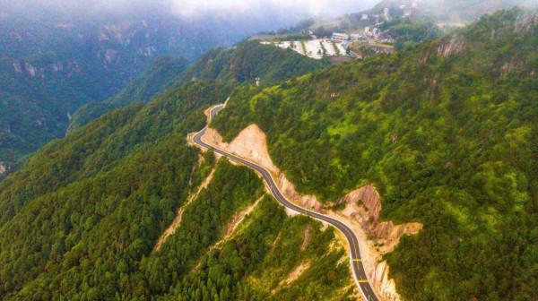 福州超神奇的一棟樓，建築按北斗七星狀排列，颱風來了都要繞著走