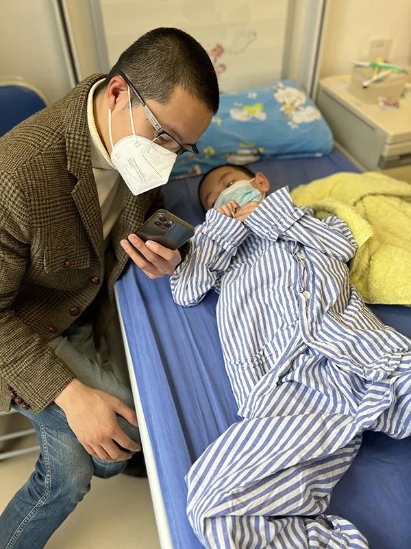 等了7年，少年維洛收到了“最好的新年禮物”