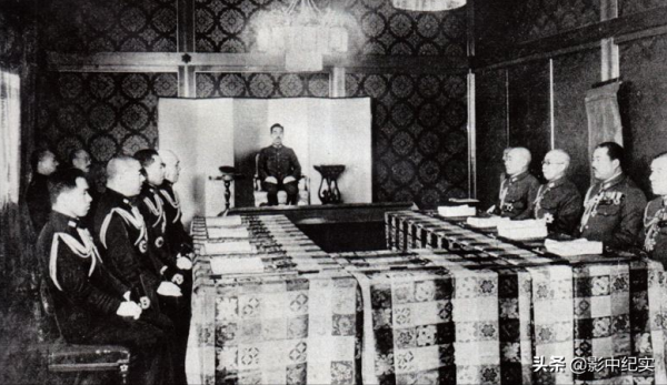 1989年日本裕仁天皇去世，邀請中國參加葬禮，中國：正視歷史